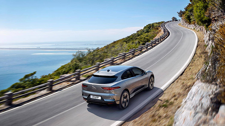 جگوار I-Pace؛ اولین کراس اور برقی بریتانیا معرفی شد - فناوری 9 جگوار I-Pace