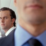 چگونه با همکاران حسود در محل کار مقابله کنیم؟
