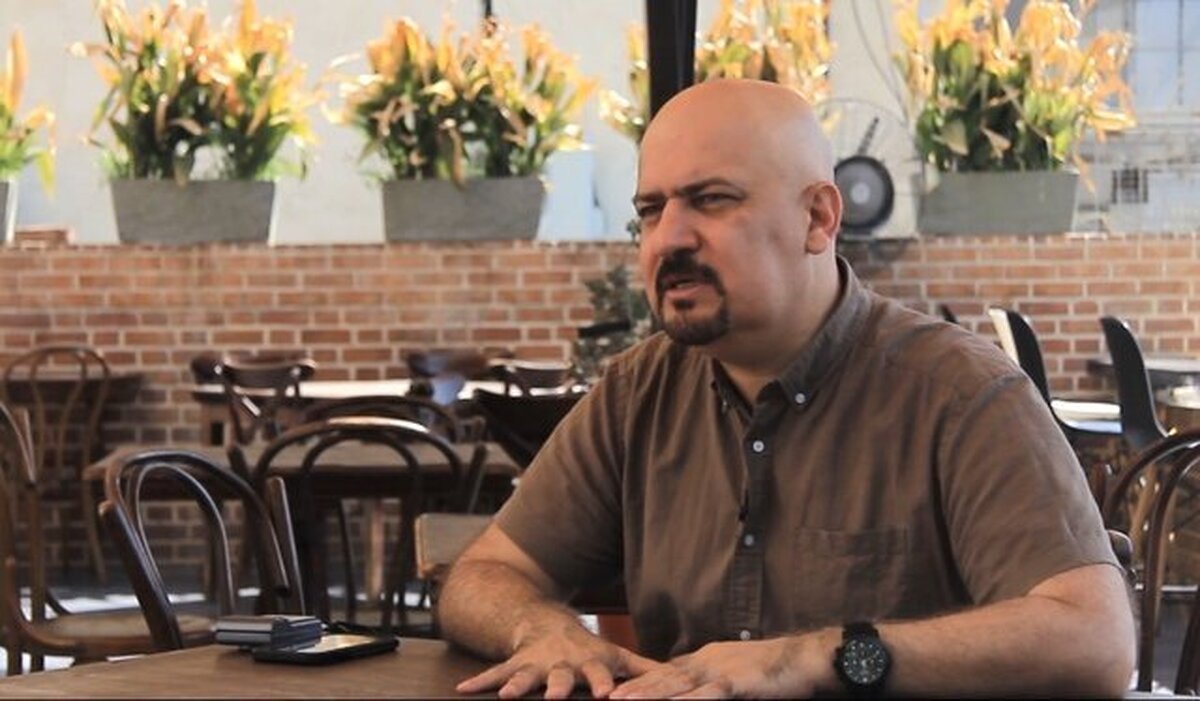 مهرداد اسکویی