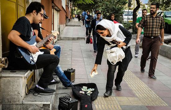 درآمد موسیقی خیابانی ساعتی ۲۰۰ هزار تومان است