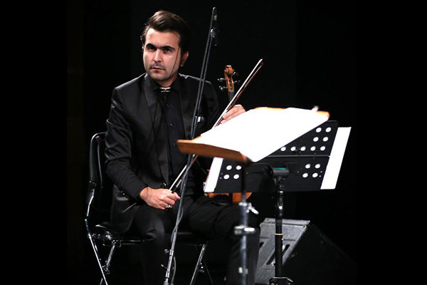 امین غفاری: با یک گروه متفاوت کنسرت می‌دهم