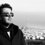 محسن چاوشی: خبر ممنوع الفعالیتی بودن من شایعه است/ عده‌ای دنبال داغ کردن تنور خود هستند