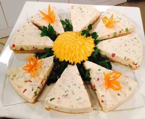 طرز تهیه سالاد پنیر خوشمزه و شیک