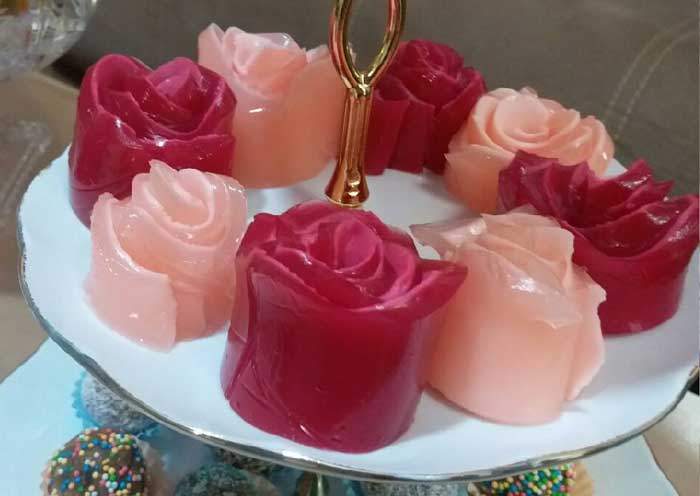 نحوه تهیه  ژله رولی گل رز شیک