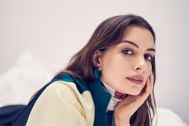 آن هاتاوی آن هاتاوی