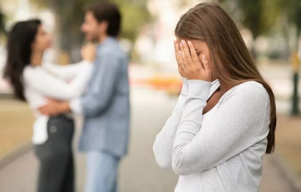 تعبیر خواب خیانت شوهر به زن و دیدن صحنه خیانت تعبیر خواب خیانت شوهر به زن و دیدن صحنه خیانت