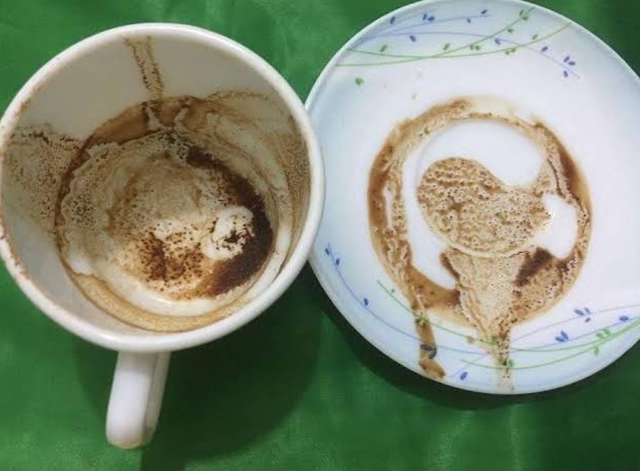 جاده در فال قهوه