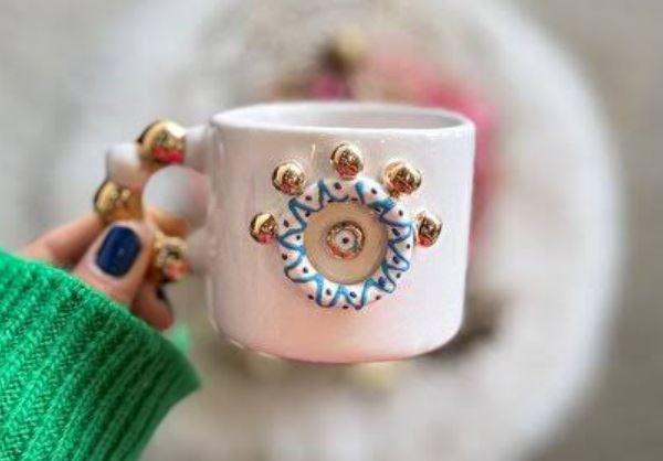 چشم در فال قهوه