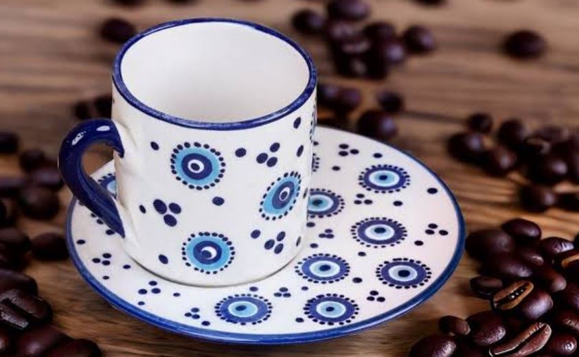 چشم در فال قهوه