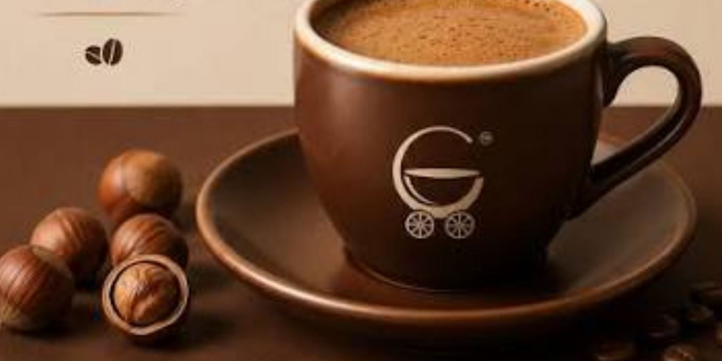 چرخ خیاطی در فال قهوه