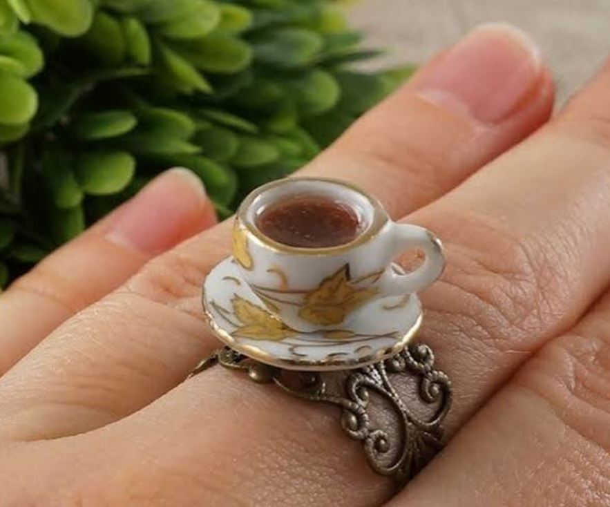 انگشتر و حلقه در فال قهوه