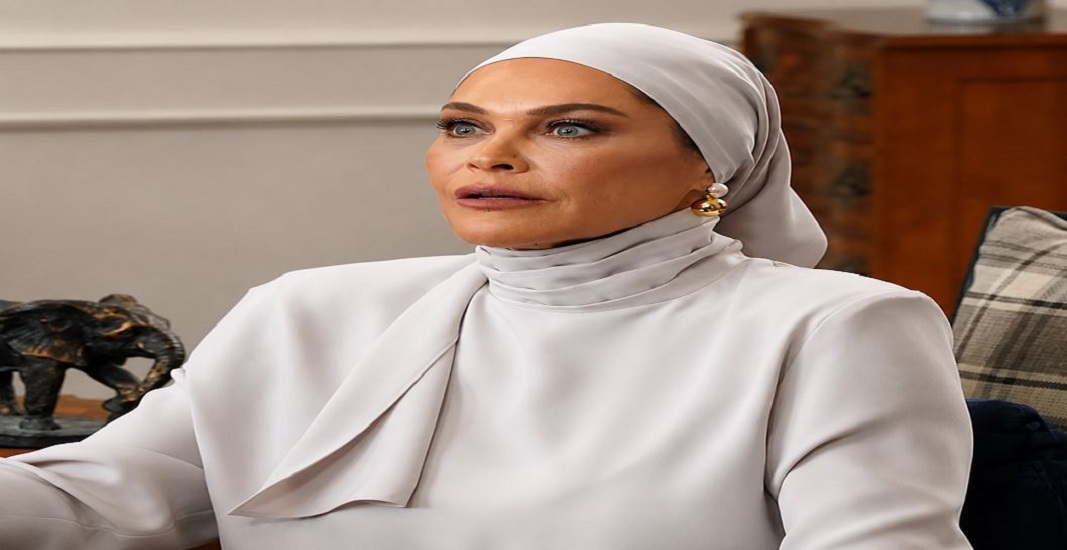بیوگرافی هولیا آفشار