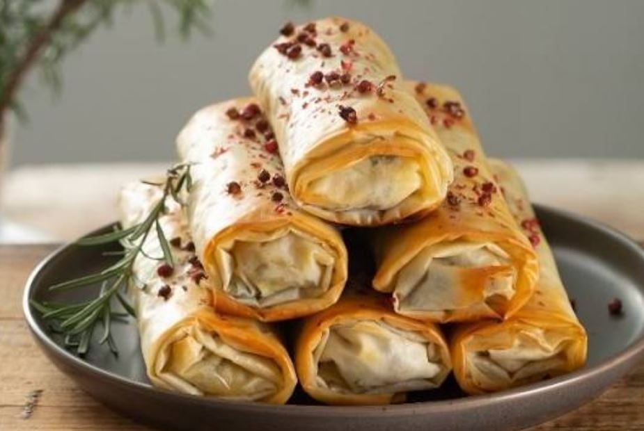 طرز تهیه سیگارت قارچ؛ یک غذای خوشمزه و ساده طرز تهیه سیگارت قارچ ساده