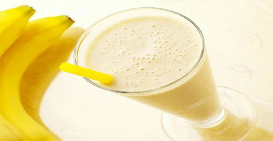 رفع عطش اسموتی موز و شیر