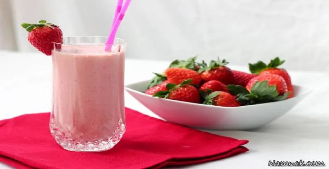 رفع عطش اسموتی توت و ماست