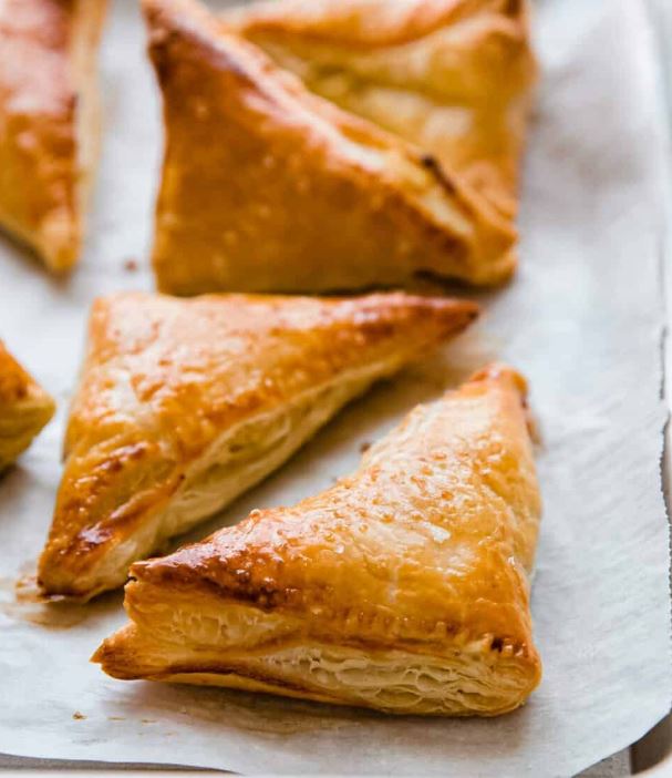 طرز تهیه پیراشکی مرغ خوشمزه و ساده