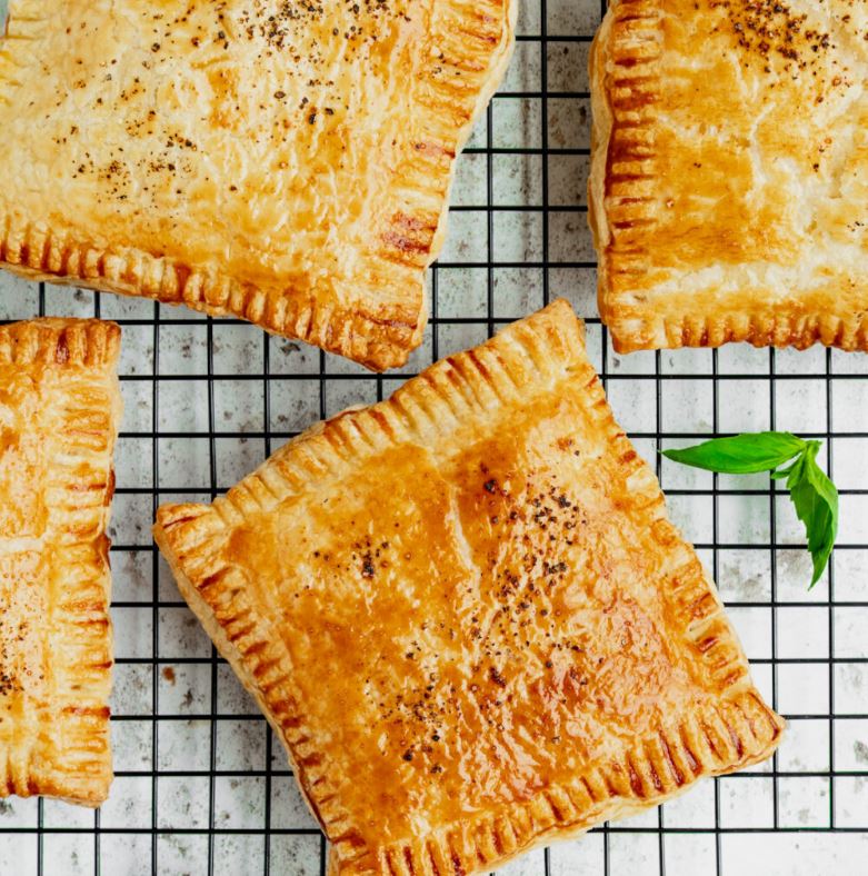 طرز تهیه پیراشکی مرغ