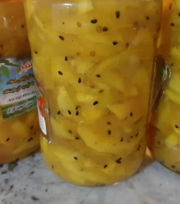 طرز تهیه ترشی انبه سبز