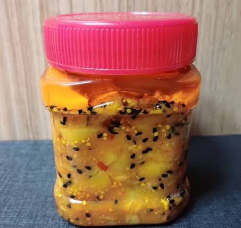 طرز تهیه ترشی انبه سبز