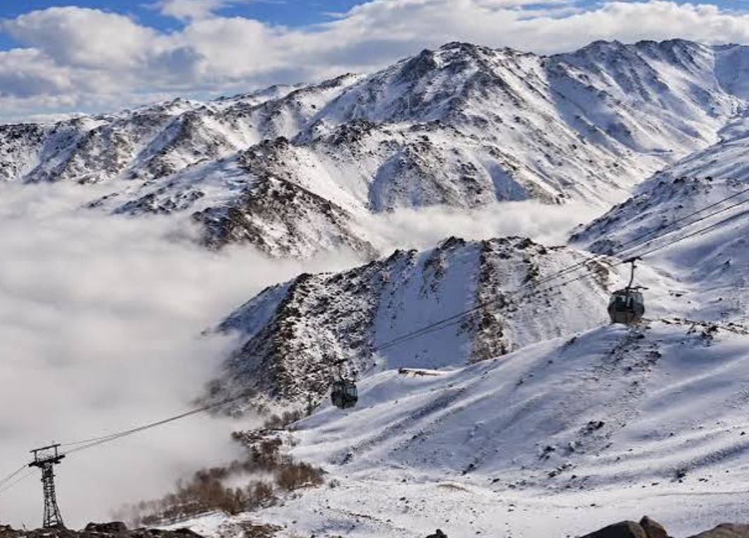 آبشار گنجنامه همدان