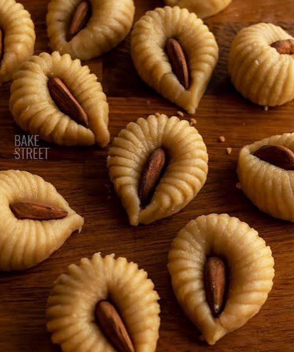 طرز تهیه شیرینی تاتلی