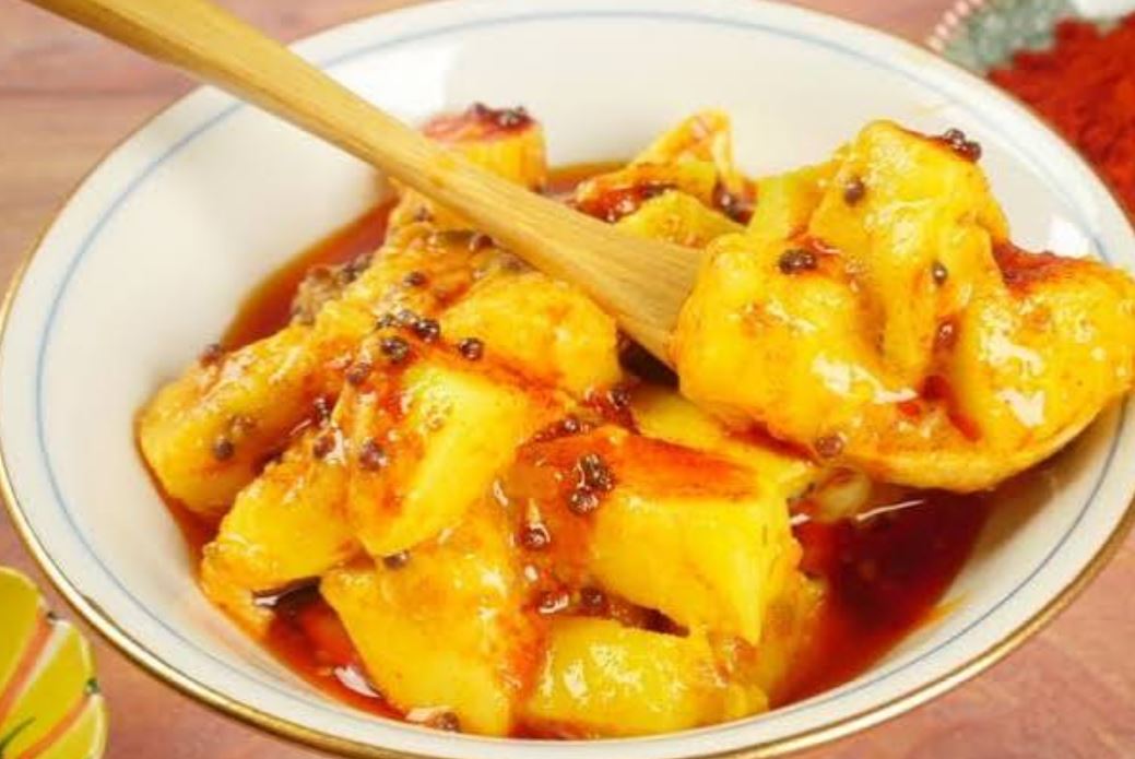 طرز تهیه ترشی انبه زرد روغنی ترشی انبه زرد روغنی