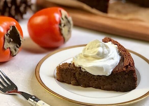 طرز تهیه کیک خرمالو خوشمزه طرز تهیه کیک خرمالو خوشمزه
