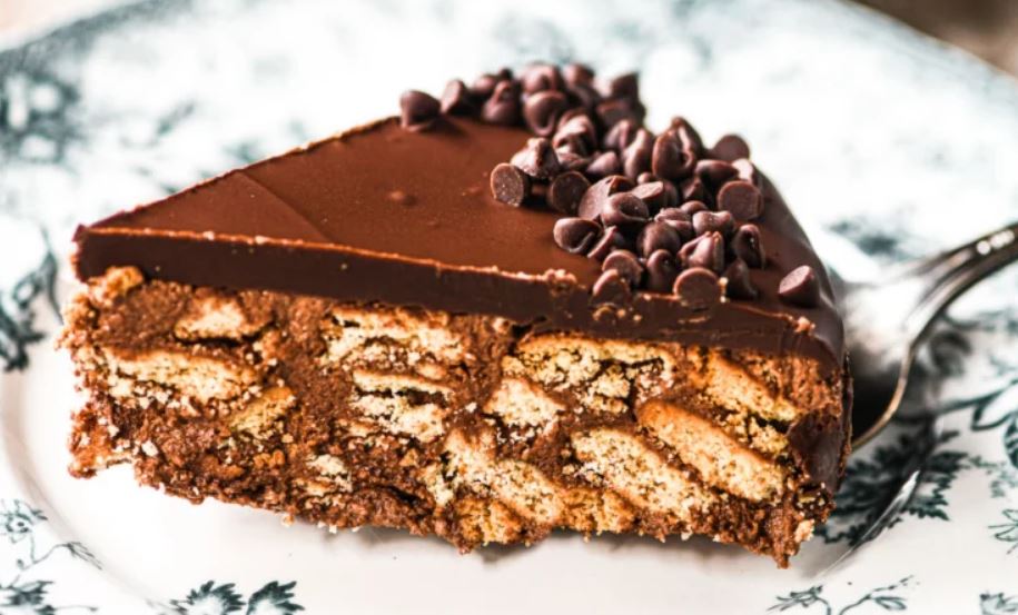 کیک بیسکویتی شکلاتی طرز تهیه کیک بیسکویتی شکلاتی