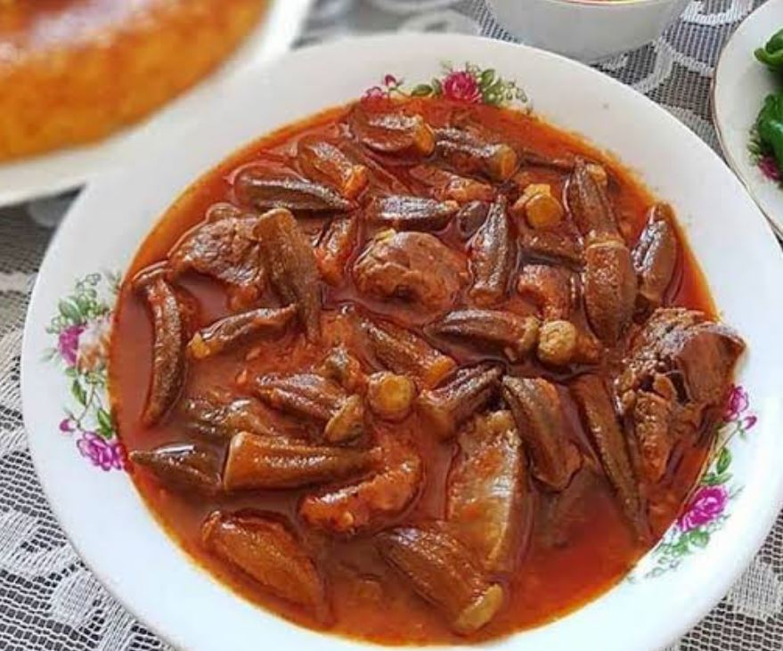 خورش بادمجان و بامیه