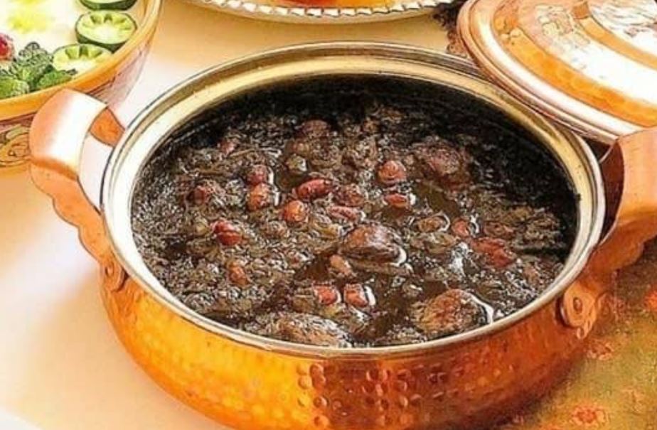 طرز تهیه خورشت قورمه سبزی