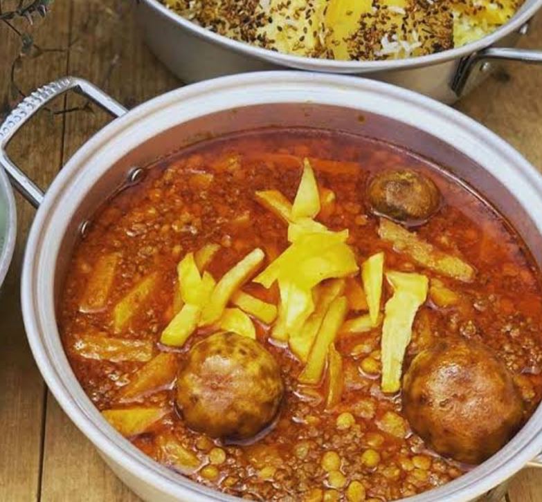 طرز تهیه خورش قیمه سیب زمینی