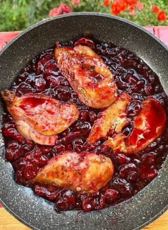 خورشت آلبالو
