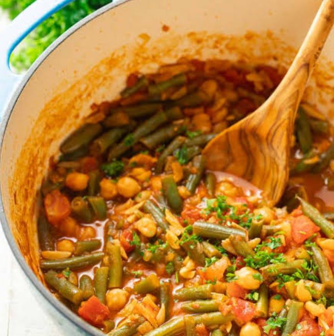 طرز تهیه خورش لوبیا سبز و هویج