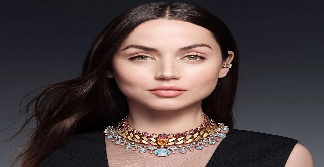 آنا د آرماس 