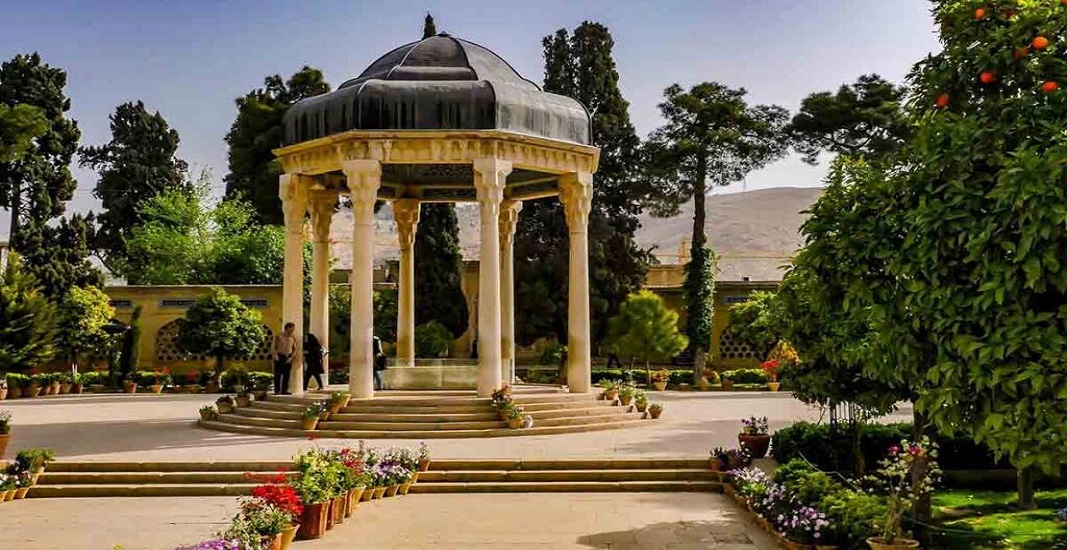 15 اردیبهشت روز شیراز