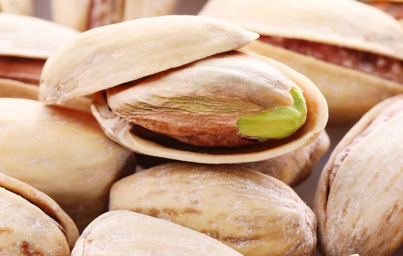 راهنمای جامع خرید پسته؛ چگونه پسته تازه و مرغوب را تشخیص دهیم؟