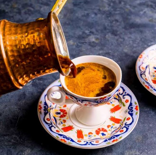تعبیر مشعل روشن در فال قهوه