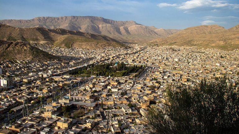 آرامگاه سعدی کجاست؟ آدرس، ساعت بازدید و راهنمای سعدیه شیراز
